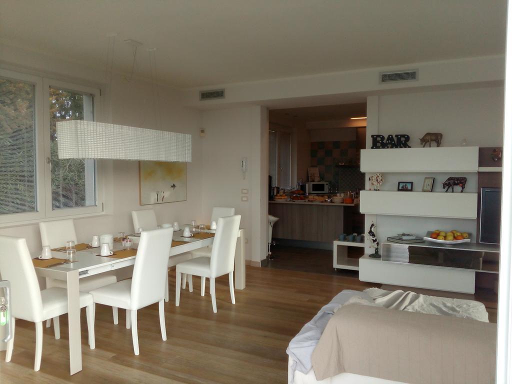 Relais Villa Lezard Lazise Bagian luar foto