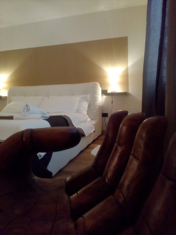 Relais Villa Lezard Lazise Bagian luar foto