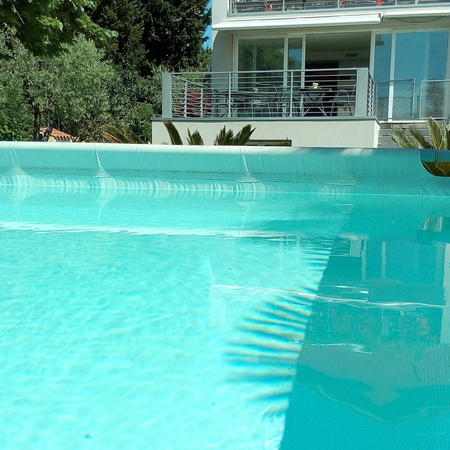 Relais Villa Lezard Lazise Bagian luar foto