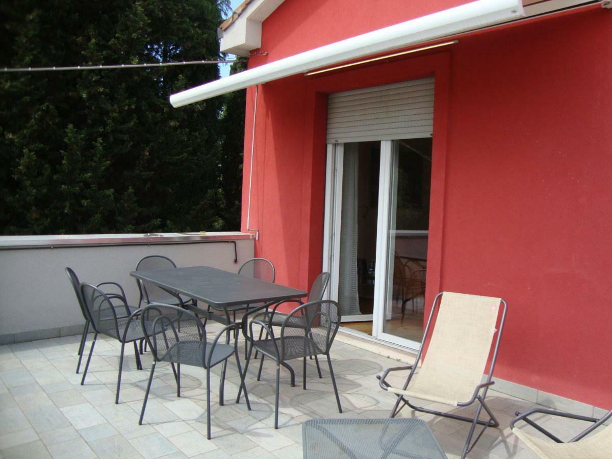 Relais Villa Lezard Lazise Bagian luar foto